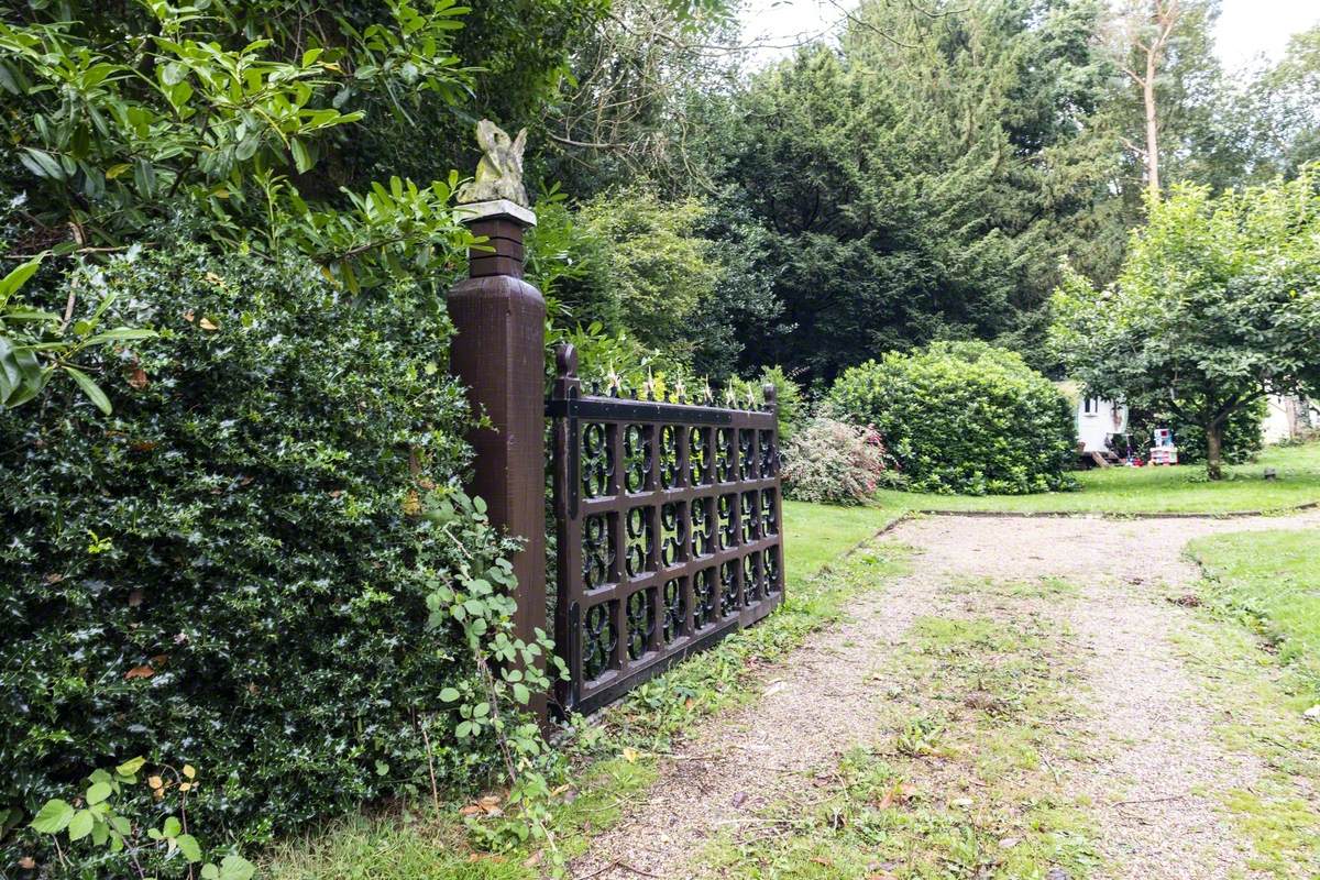 Lodge Gates