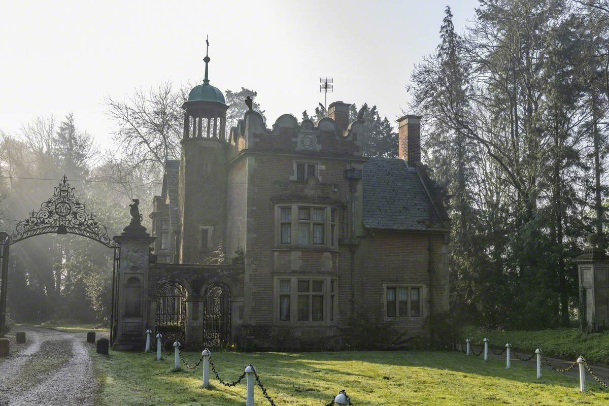 Entrance Gateway and Railings