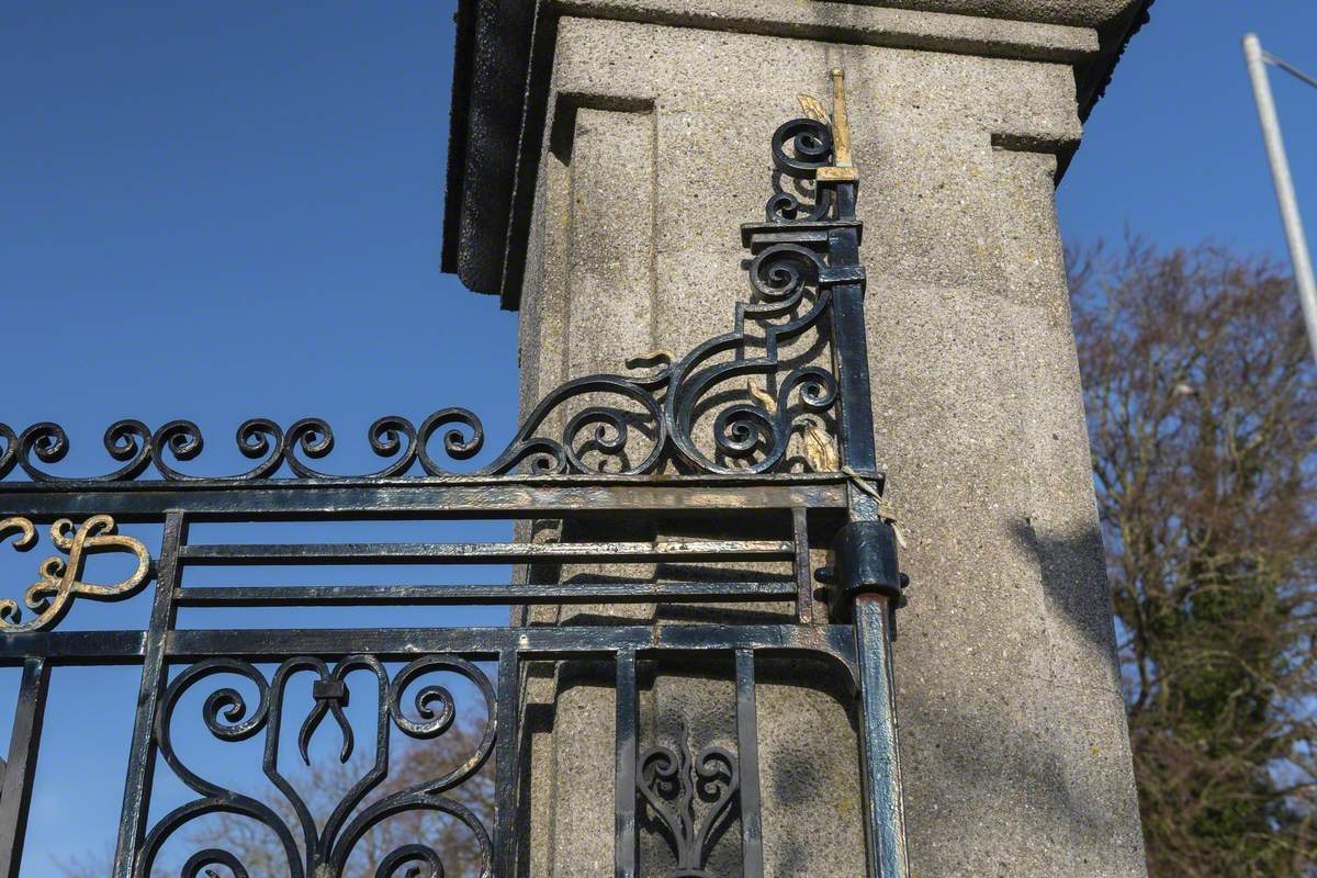 Wensum Park Gates