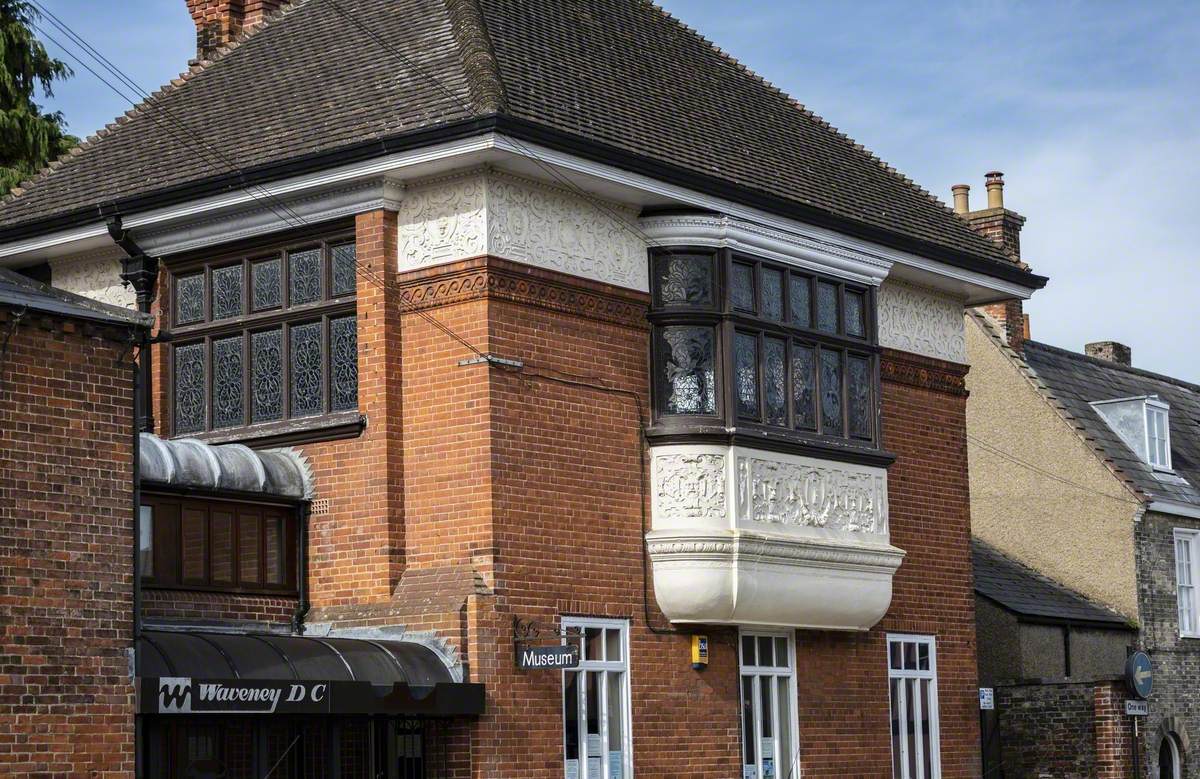 Mock Renaissance Decoration on Council Offices