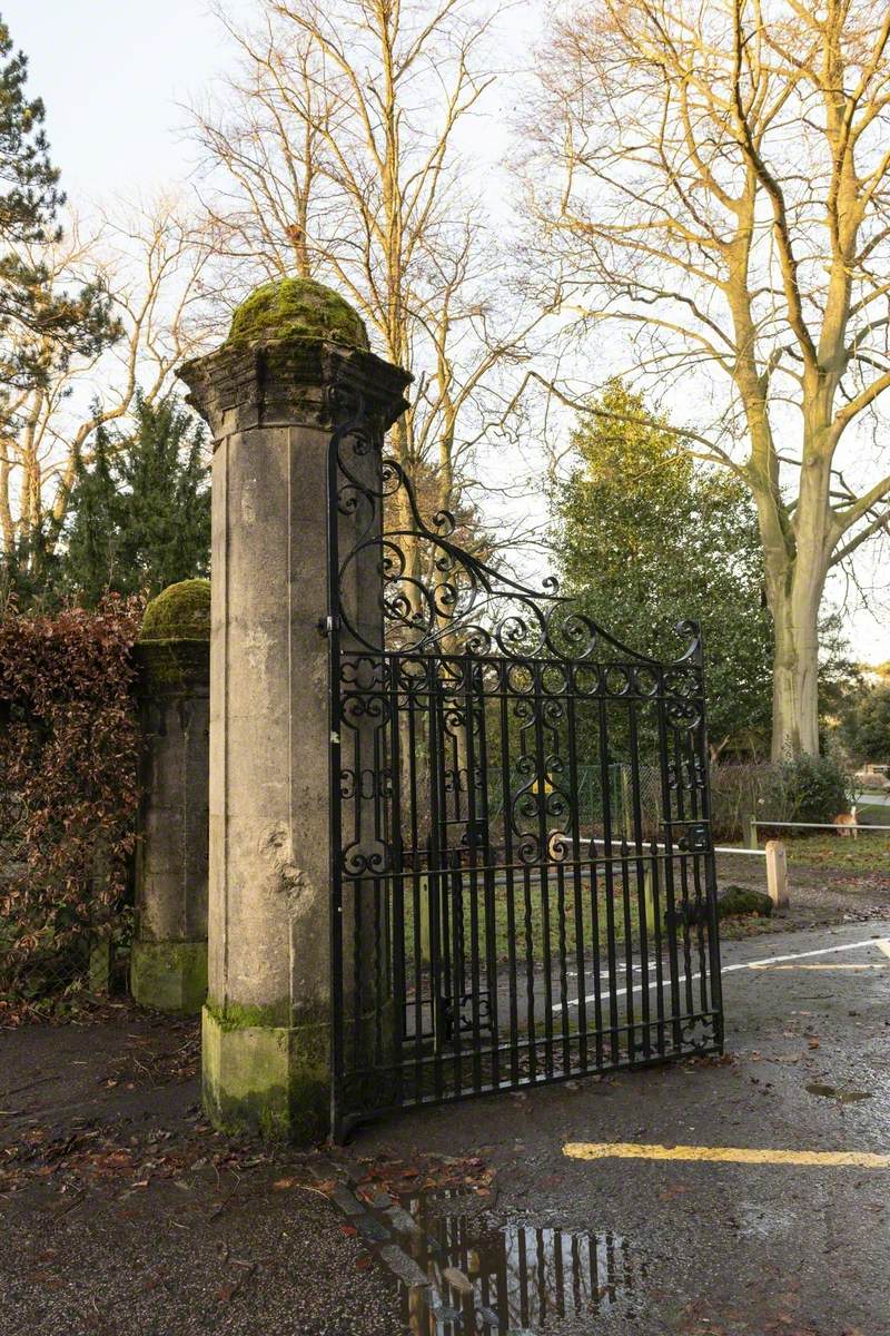 Piers and Gates to Eaton Park