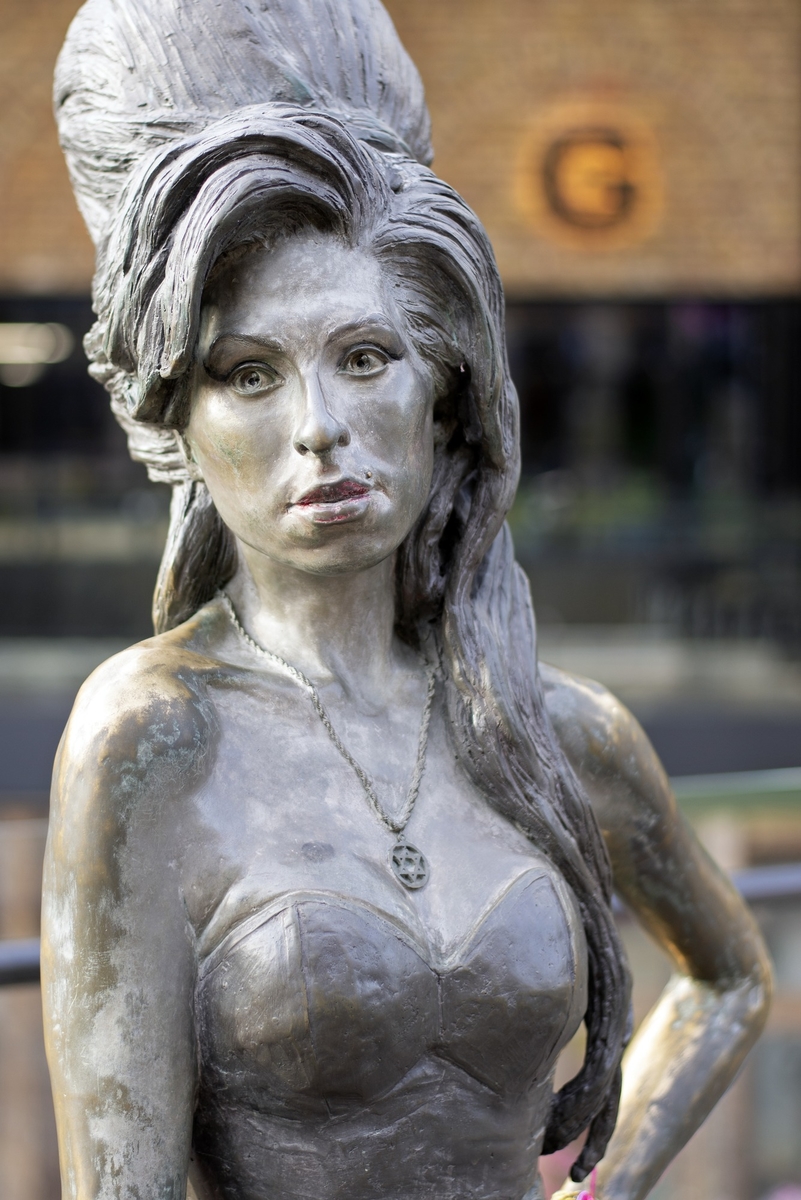 Amy Winehouse (1983–2011)