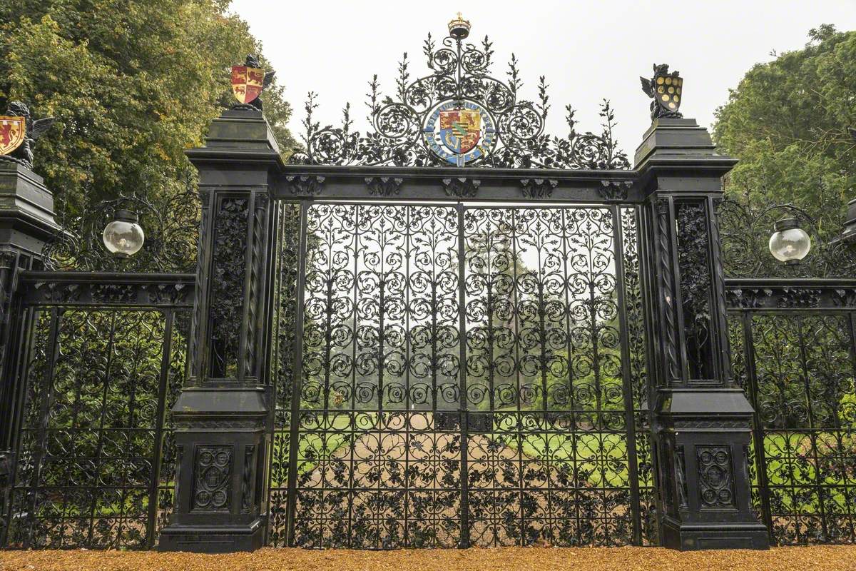 Norwich Gates