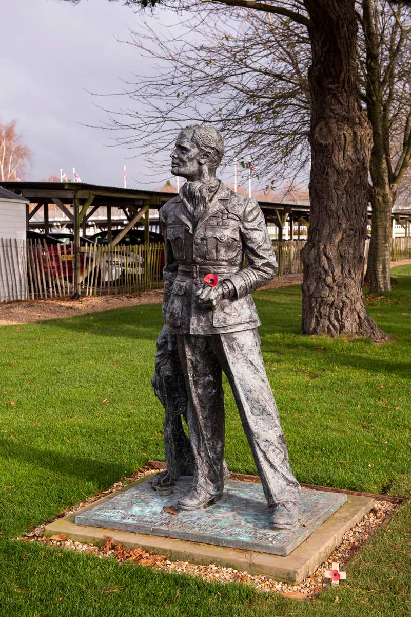 Douglas Bader (1910–1982)