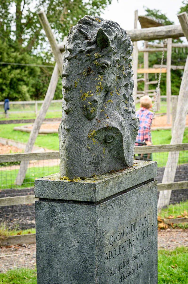 Memorial to Lucy and Rebecca Hassell