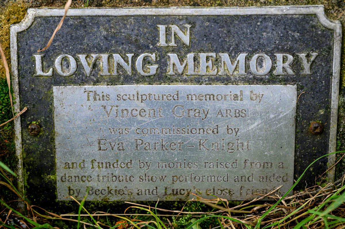 Memorial to Lucy and Rebecca Hassell