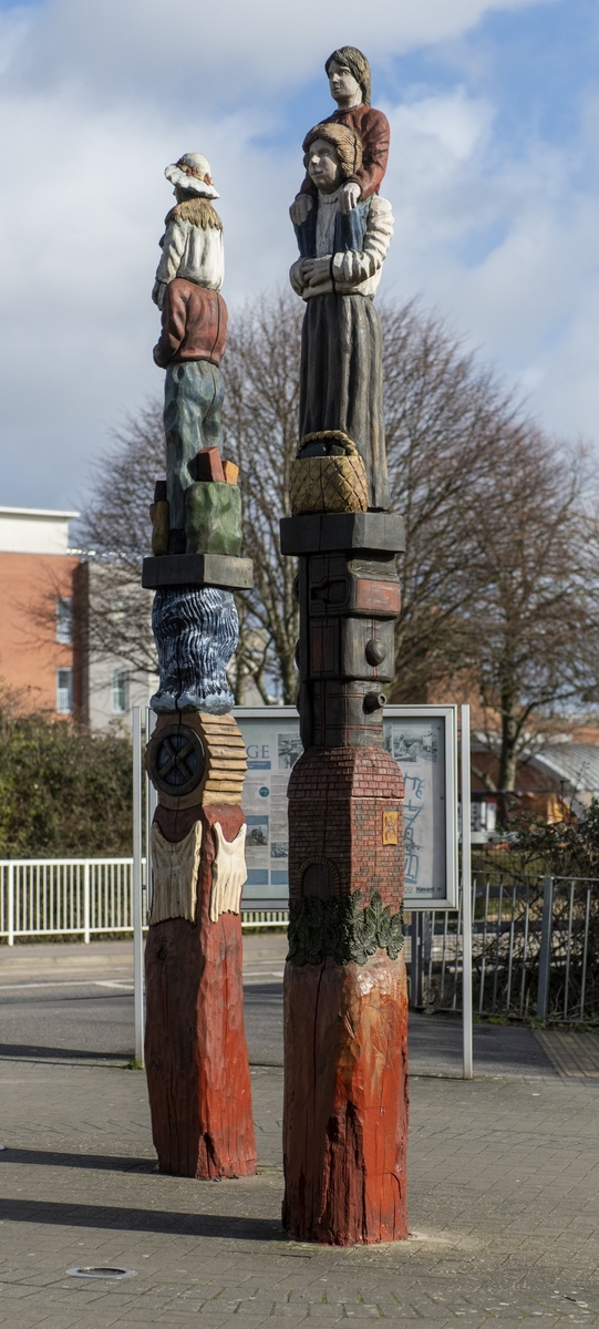 Havant Totem Poles