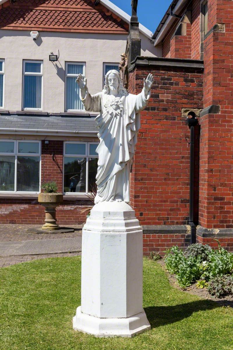 Sacred Heart of Christ Statue