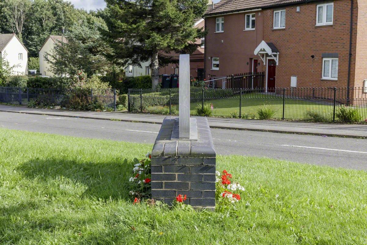 Tickhill Road Entrance Feature