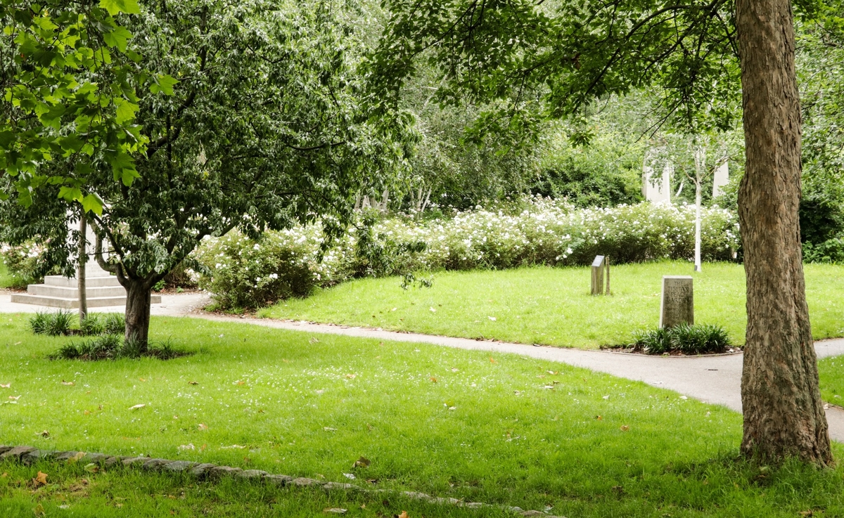 Samten Kyil ('Garden of Contemplation'): The Tibetan Peace Garden