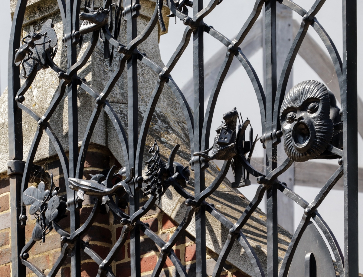 The Bankside Gates