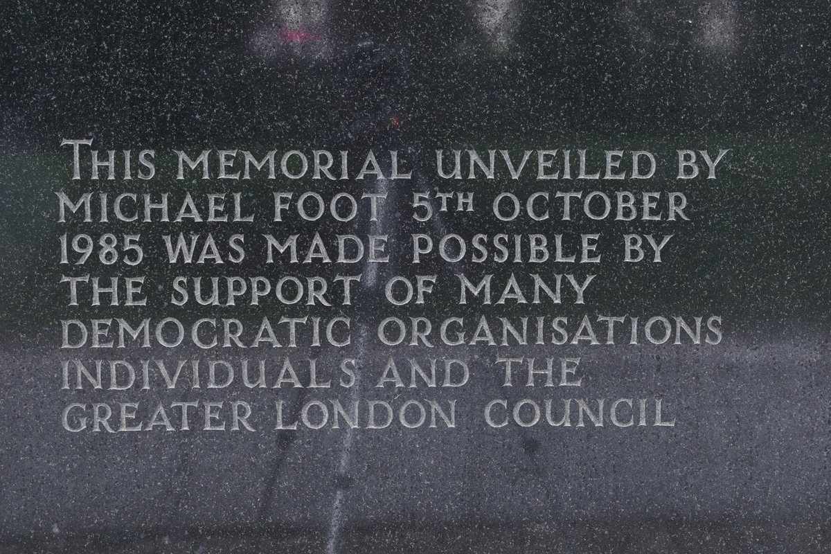 Memorial to the International Brigade