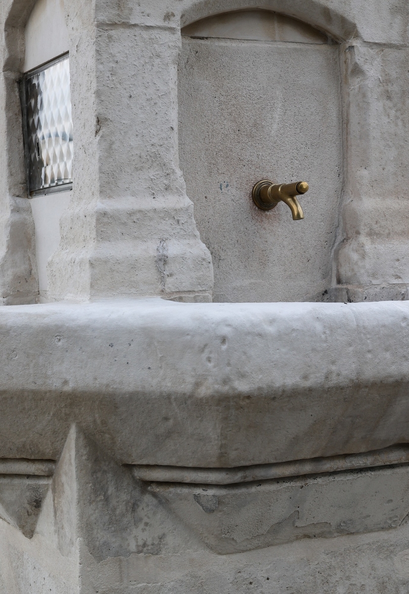 Drinking Fountain and Cattle Trough