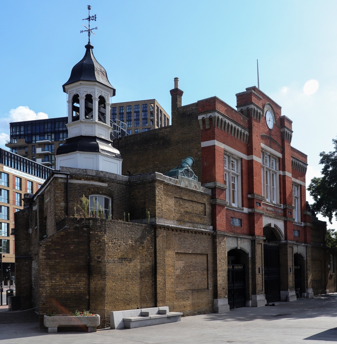 Royal Arsenal Gatehouse Art UK