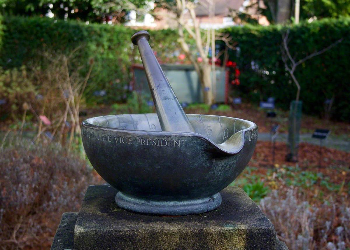 Sundial (Mortar and Pestle)