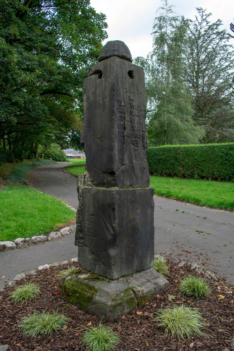 Ashton Market Cross