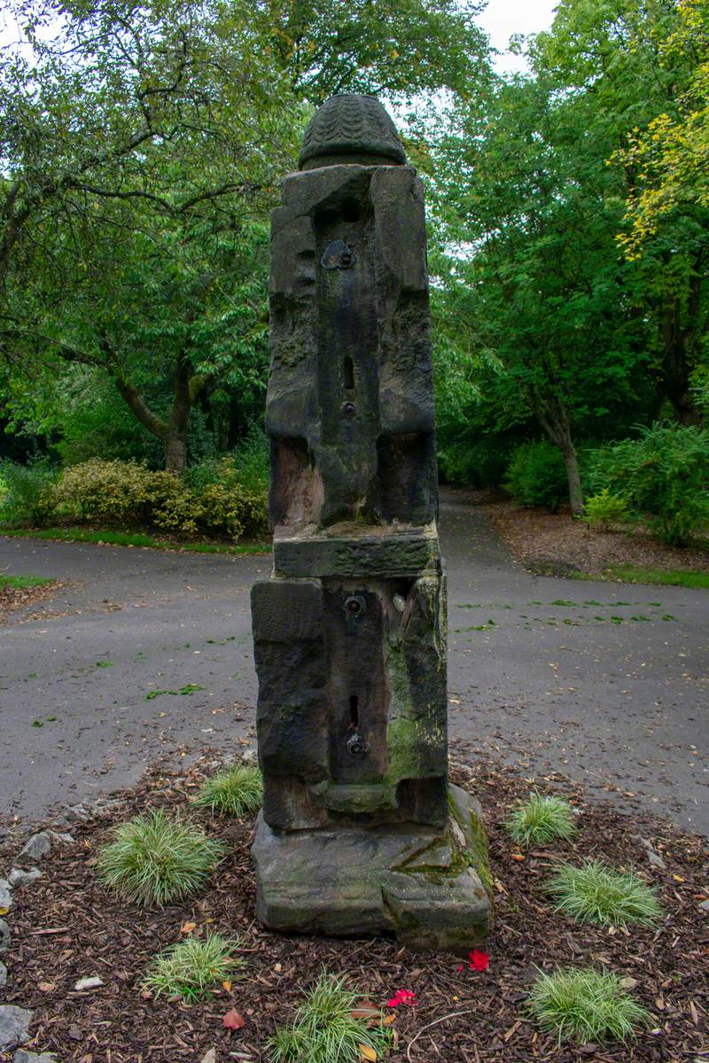 Ashton Market Cross