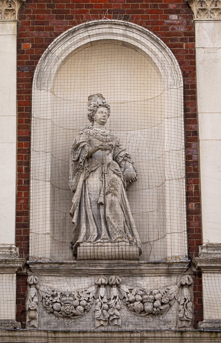 Queen Anne (1665–1714)