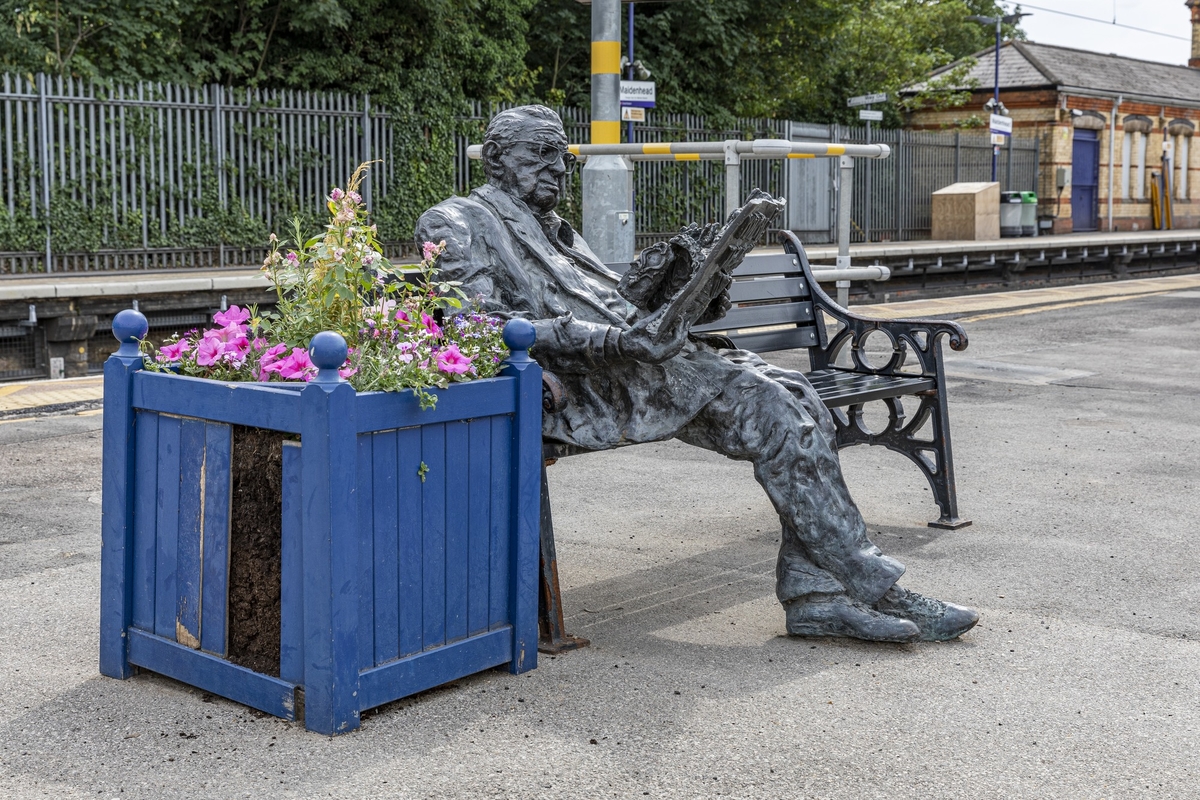 Sir Nicholas Winton (1909–2015)