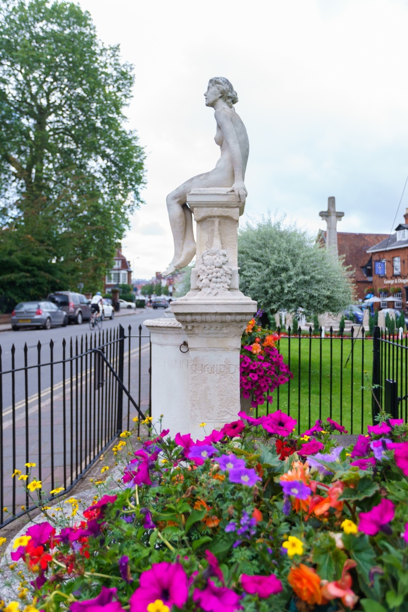 Memorial to Charles Frohman (1856–1915)