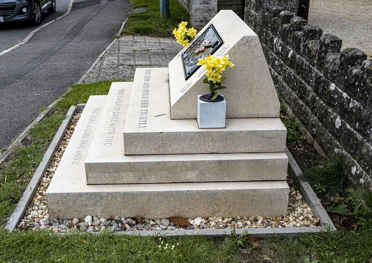 Memorial to Eddie Cochran (1938–1960)