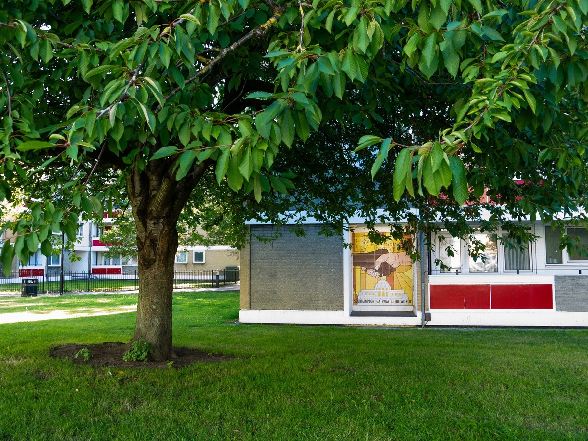 Southampton 'Gateway to the World' Mural