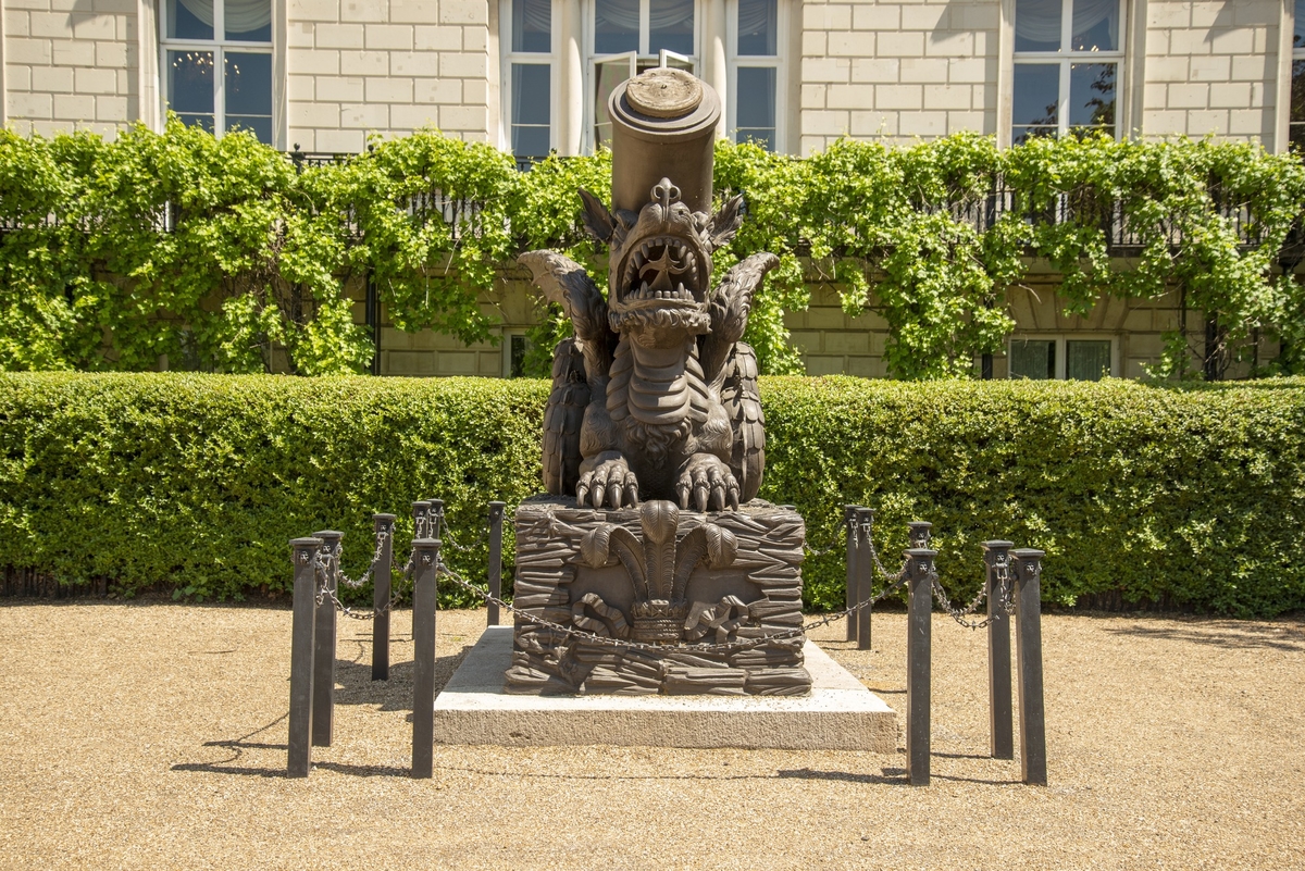 Cadiz Memorial (The Prince Regent's Bomb)