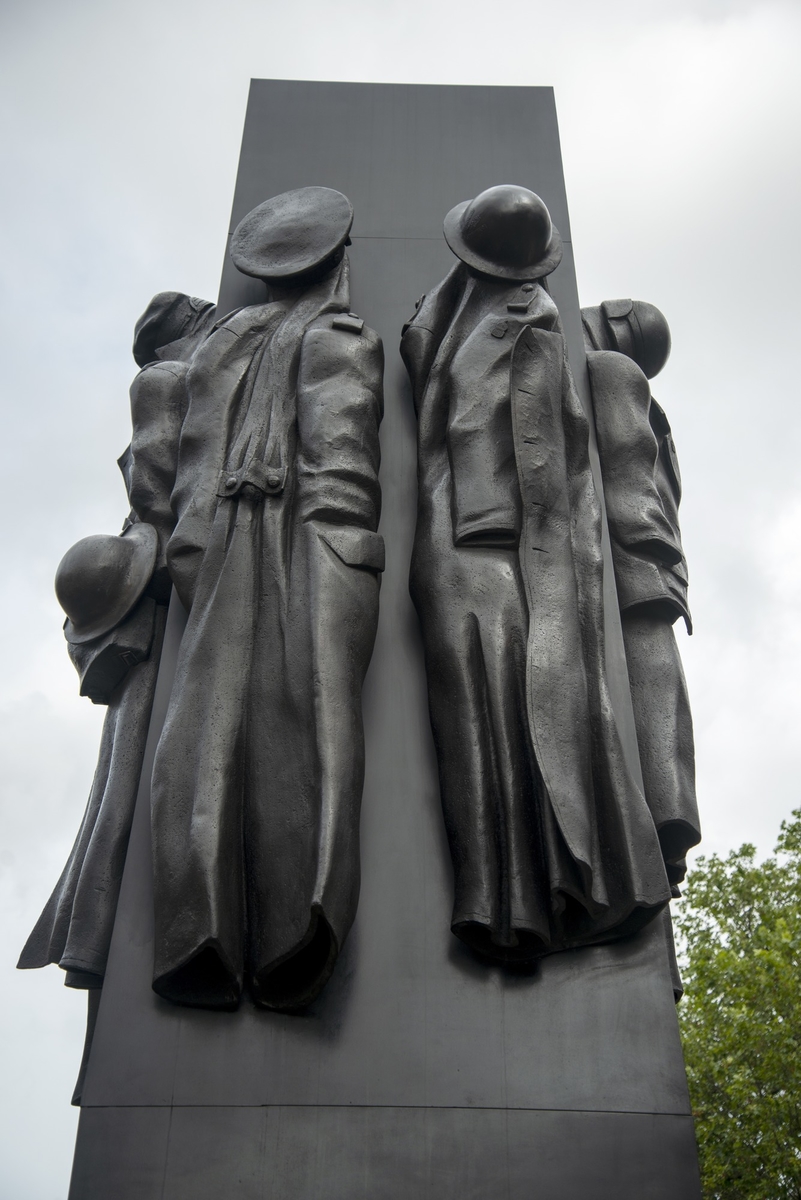 Memorial to the Women of the Second World War