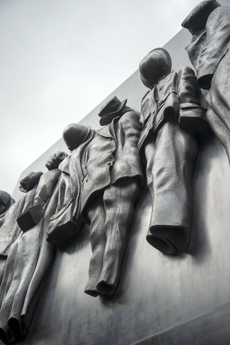 Memorial to the Women of the Second World War