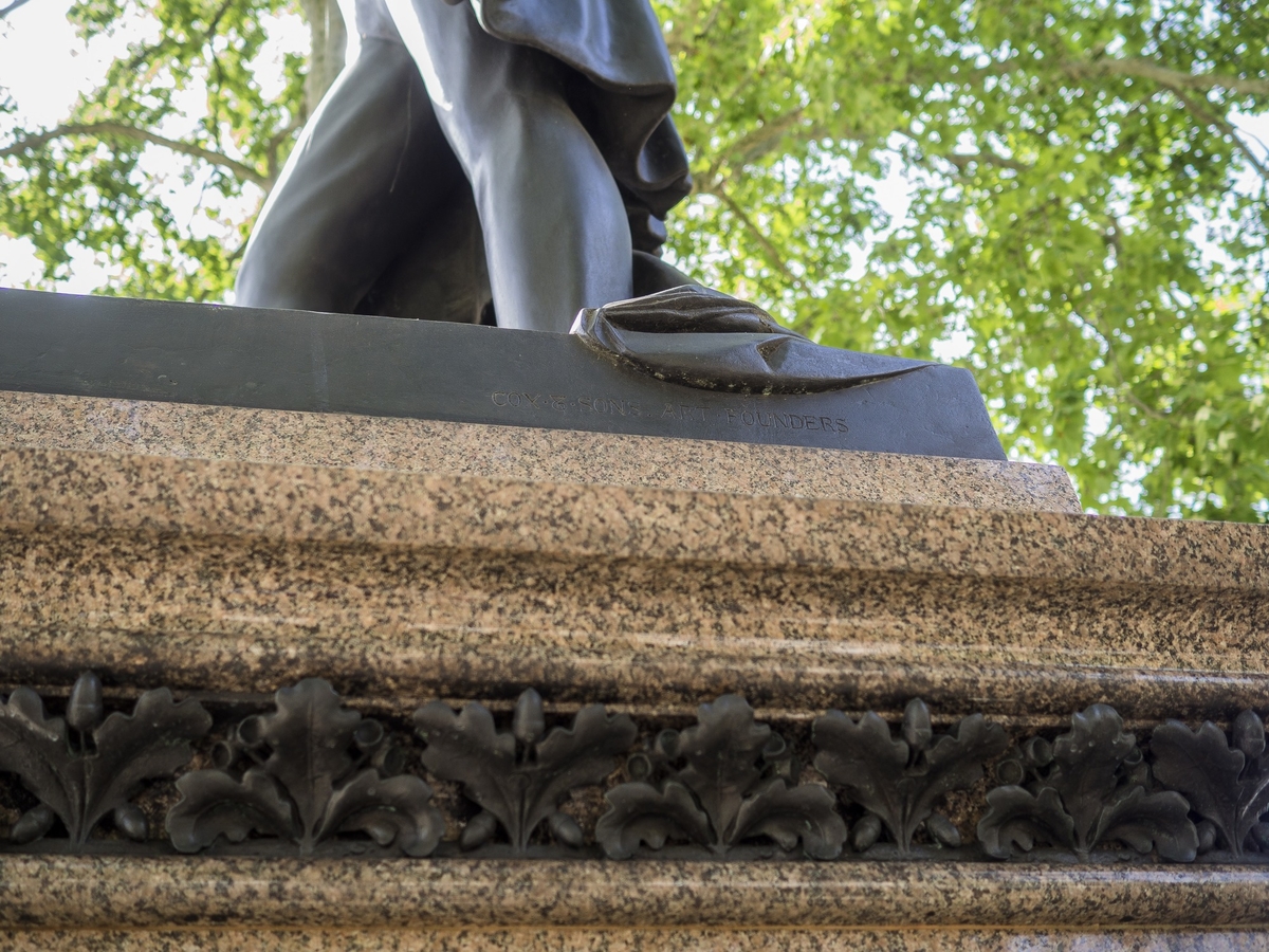 Monument to Sir Robert Peel (1788–1850)