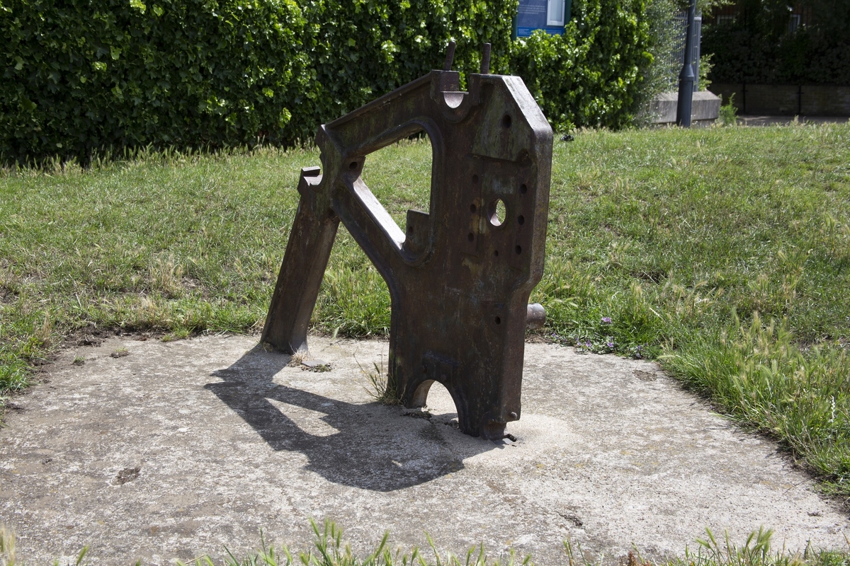 Industrial Sculpture 4