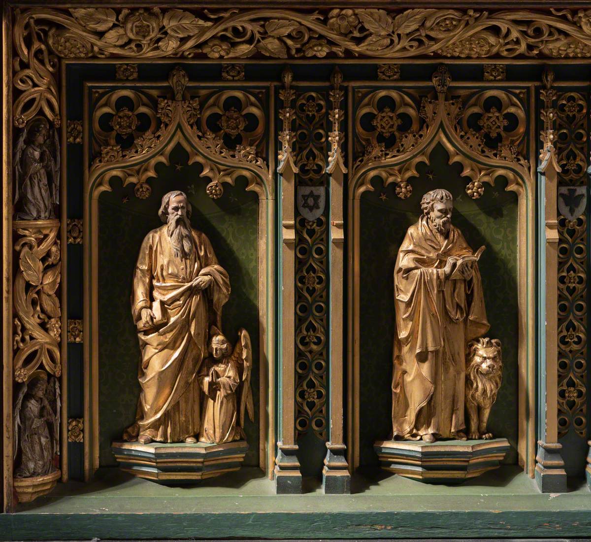 Reredos, Altar and Pulpit