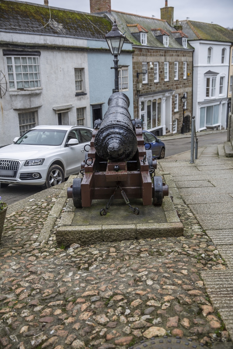 HMS 'Anson' Cannon