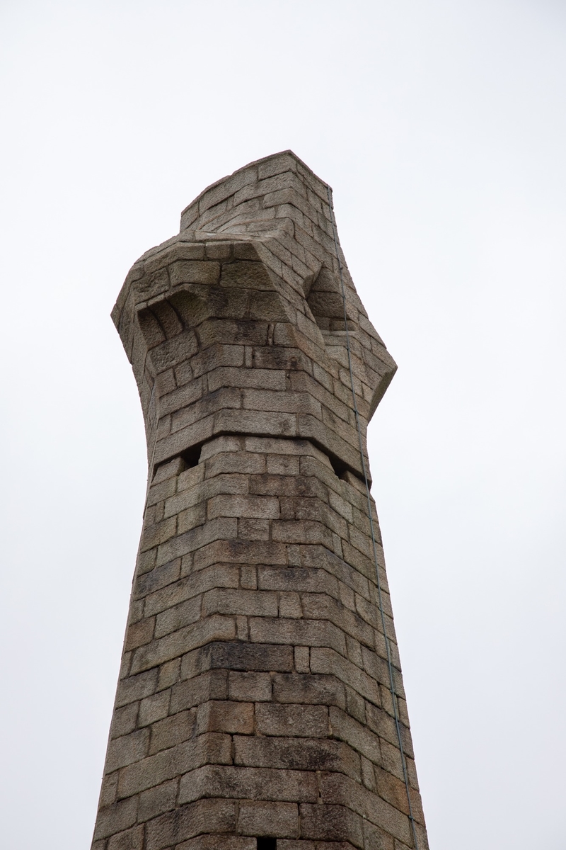 Basset Monument (Dunstanville Monument)