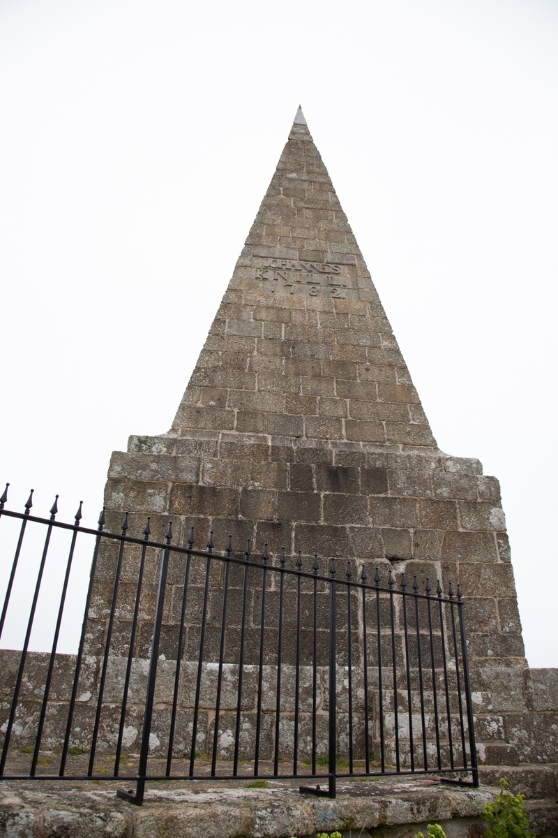 Knill's Monument