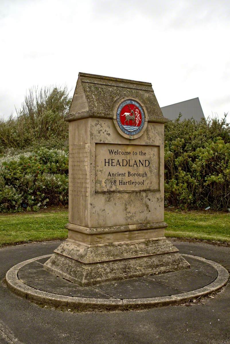 Welcome to the Headland Sign
