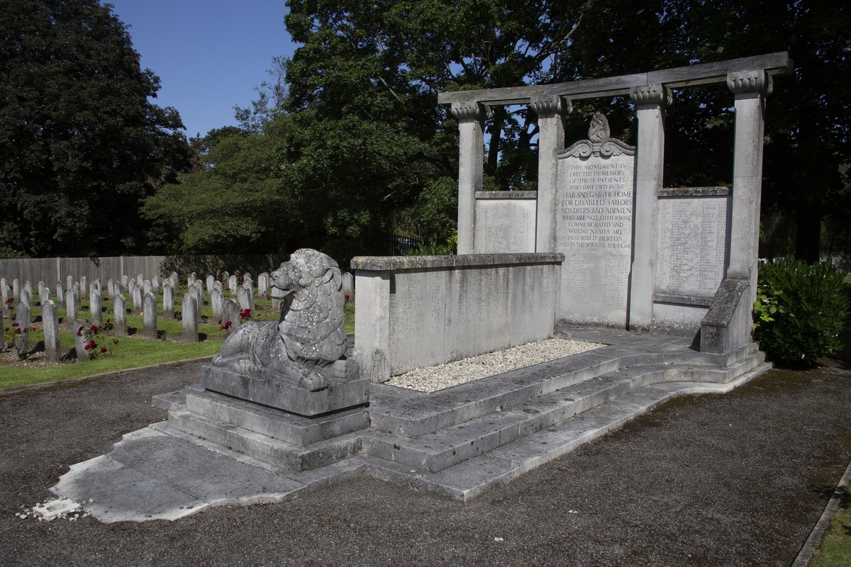 Bromhead Memorial