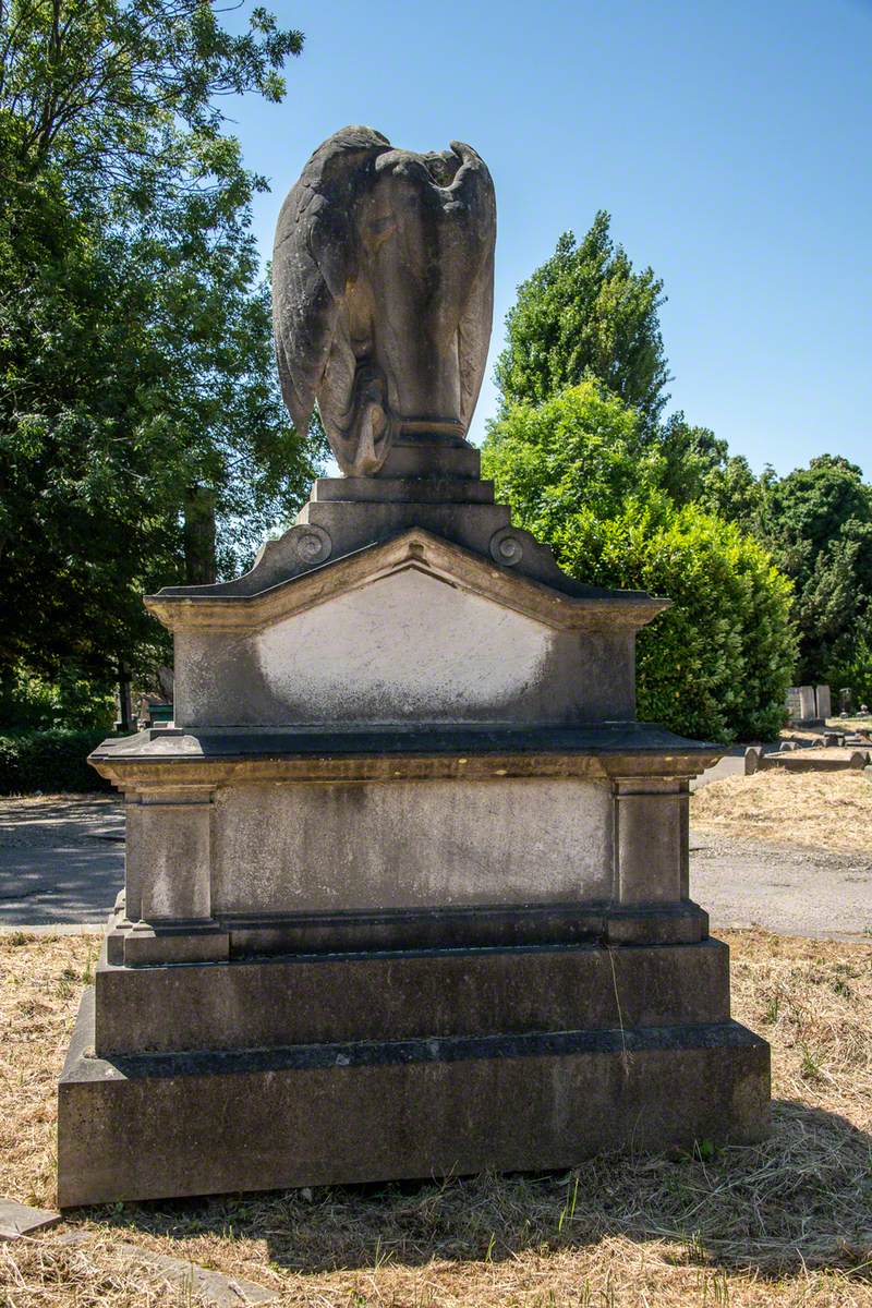 Tomb of Alexandrina and Herbert Allingham