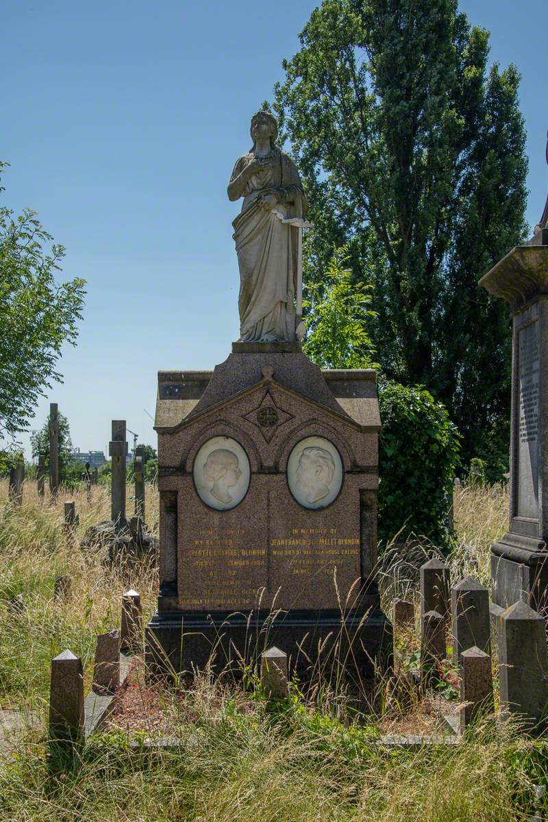 Tomb of Charlotte and Jean Francois Gravelet Blondin