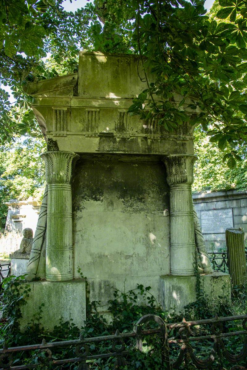 Tomb of Andrew Ducrow