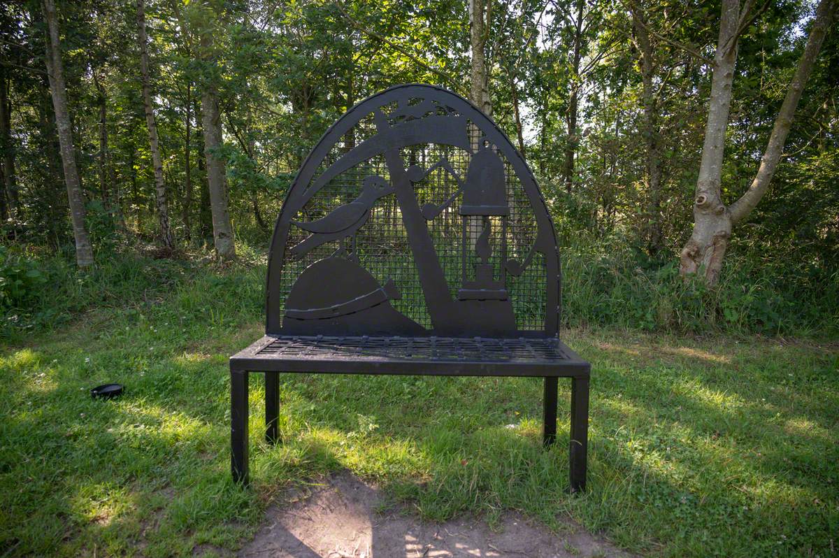 Sutton Manor Heritage Benches