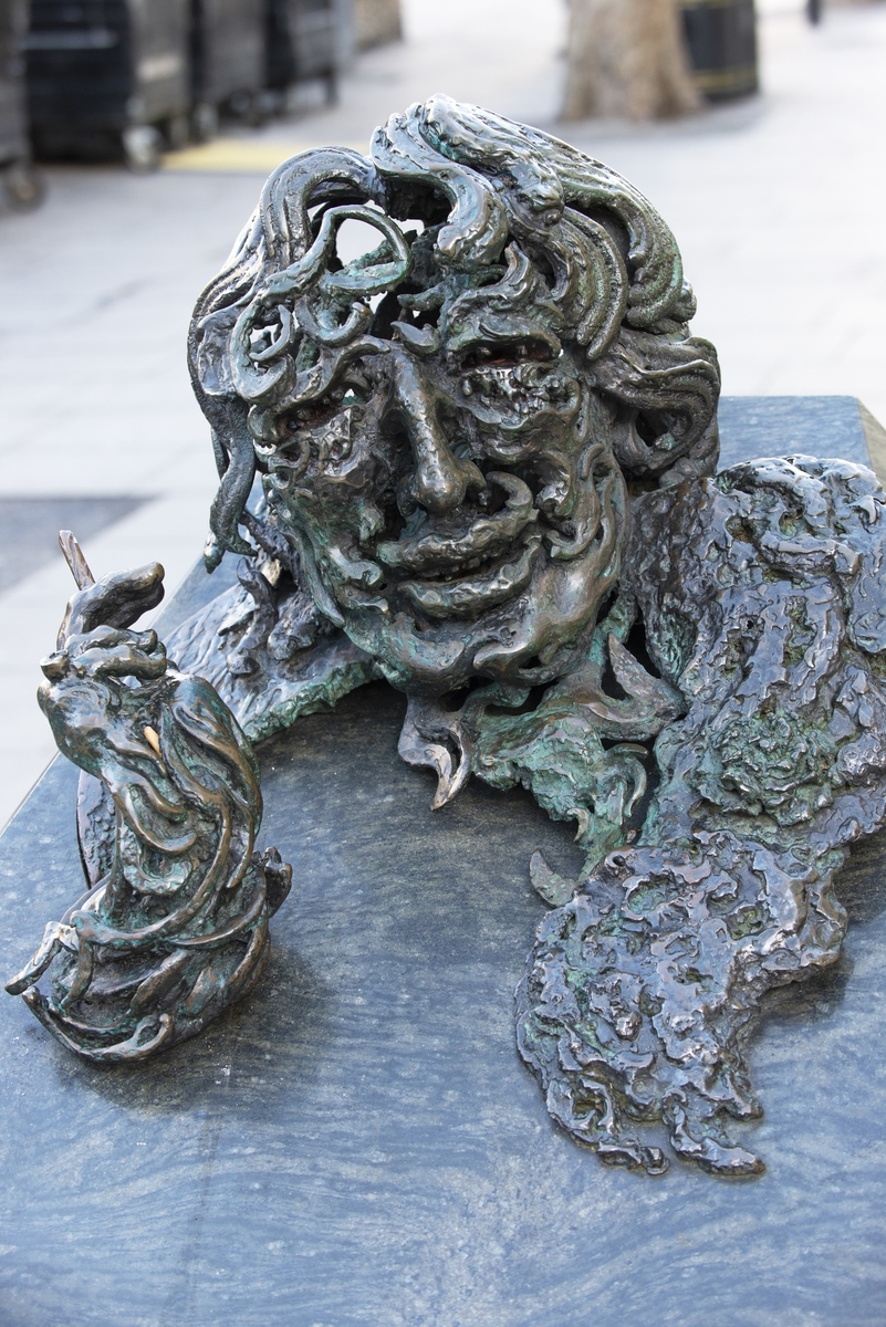 A Conversation with Oscar Wilde