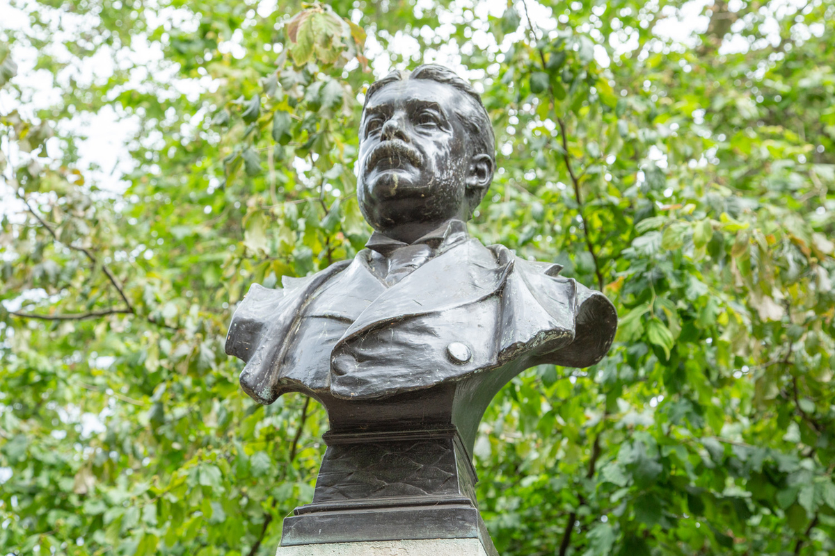 Sir Arthur Sullivan Memorial