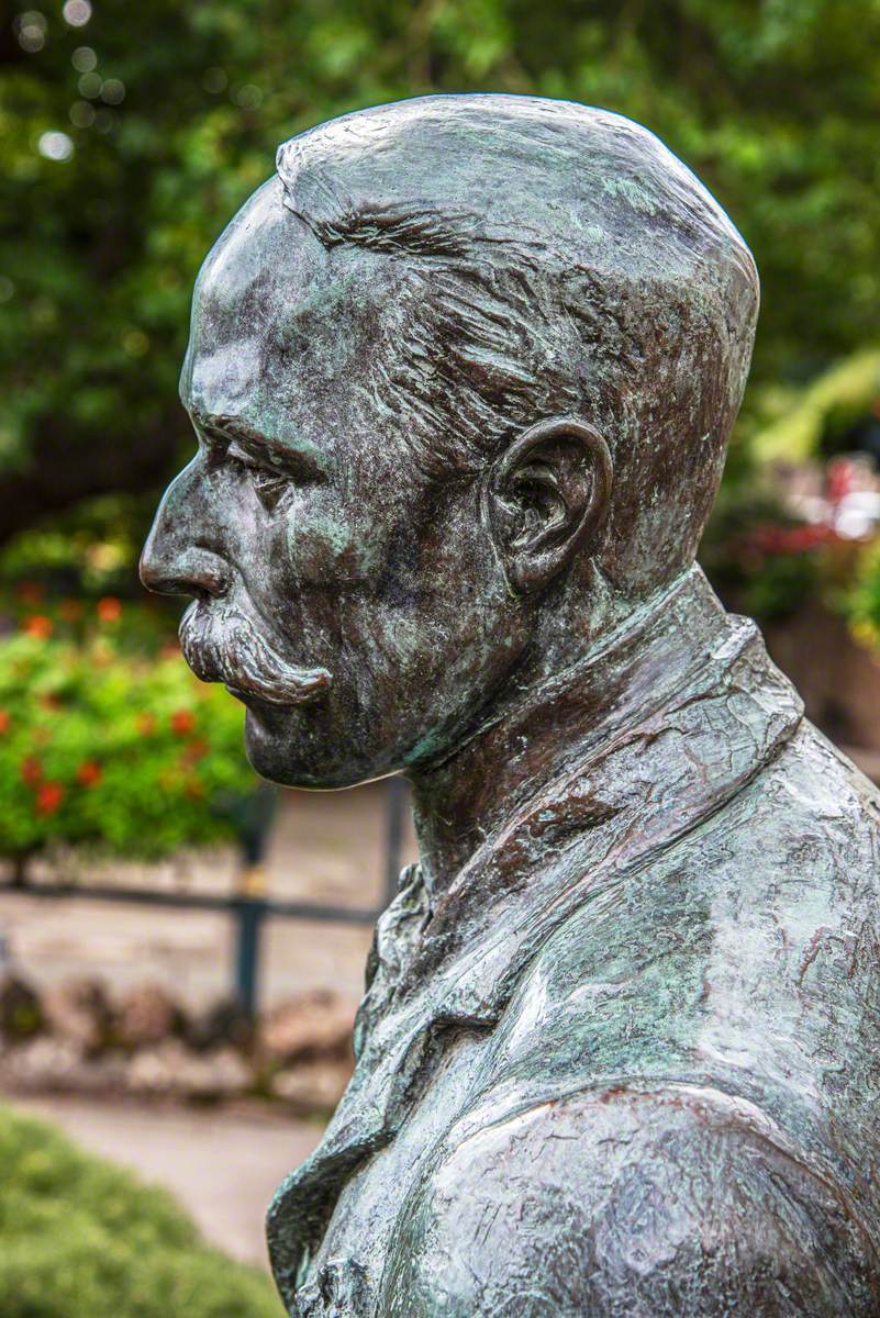 Enigma Fountain (Sir Edward Elgar)