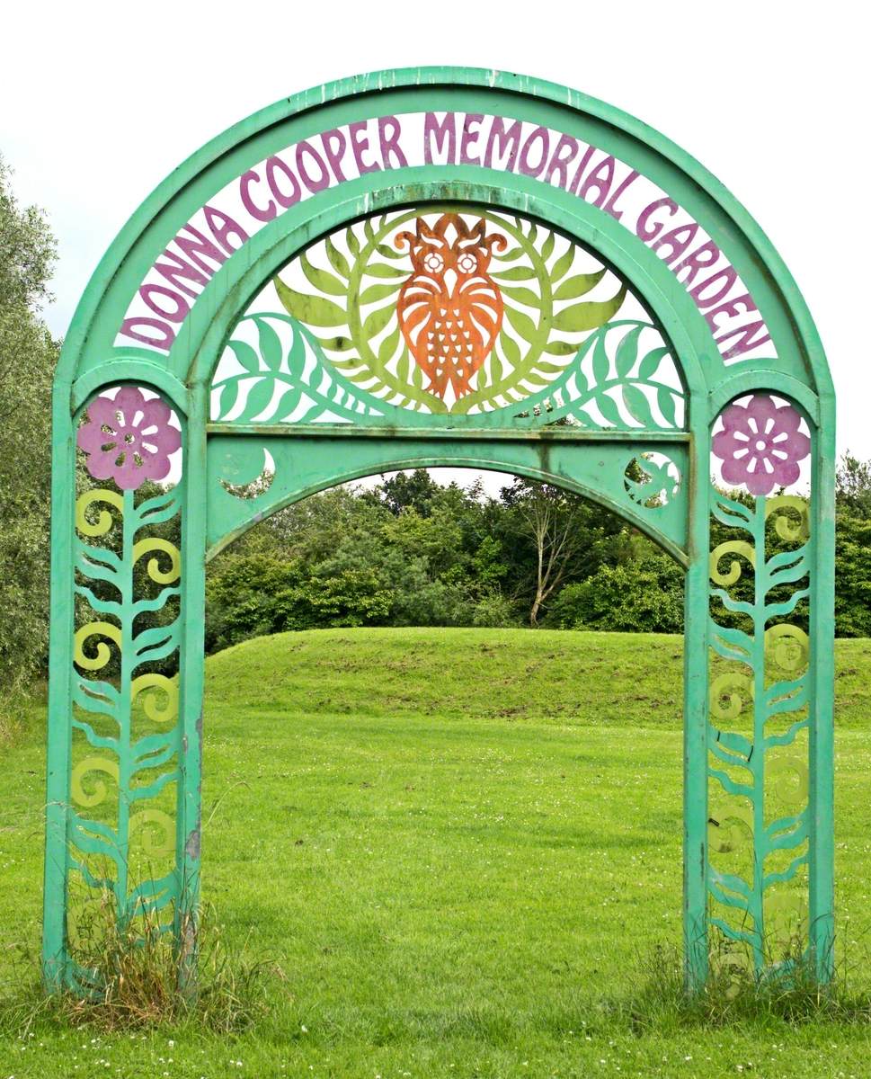 Donna Cooper Memorial Arch