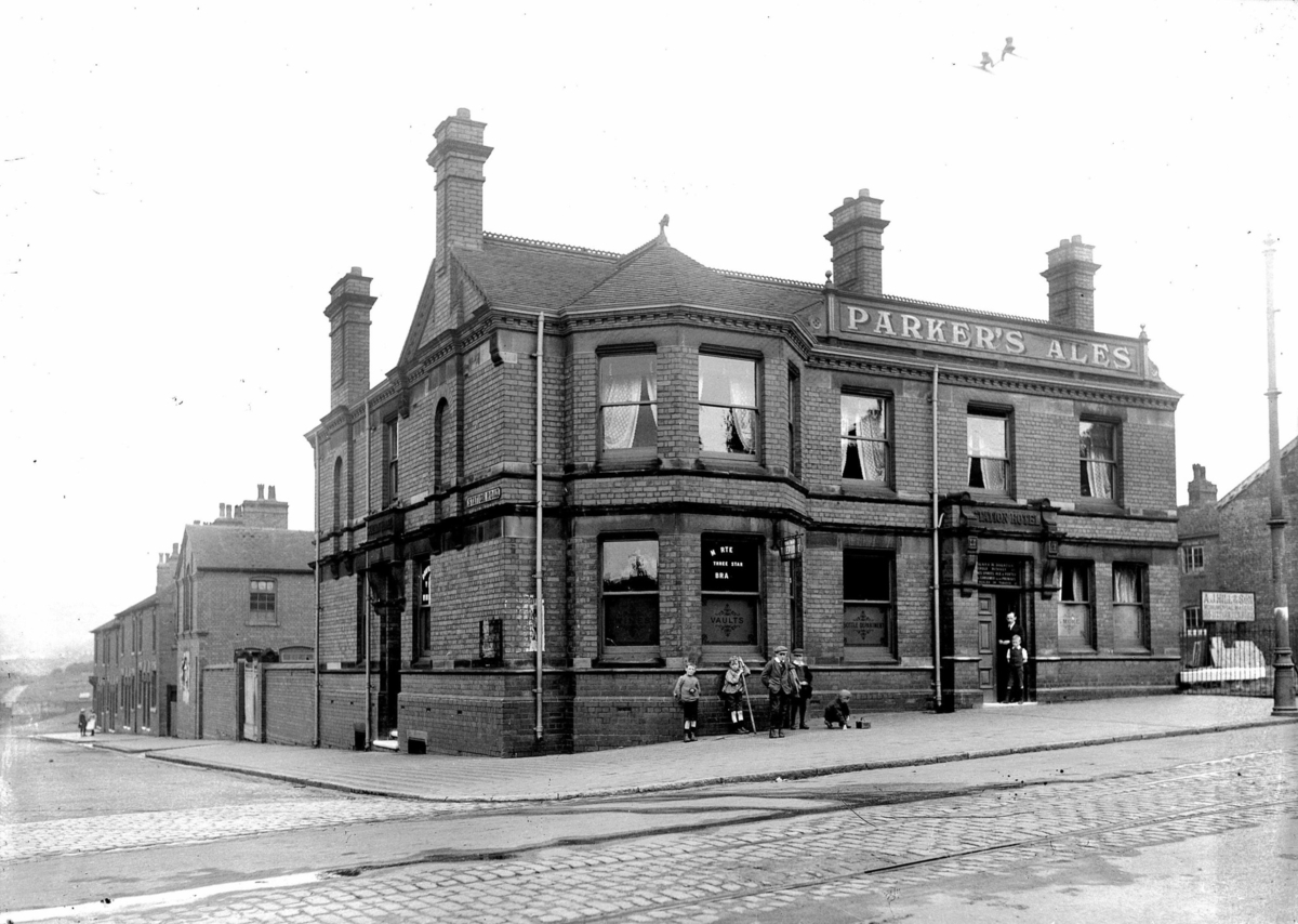 Station Hotel, Uttoxeter Rd, Longton