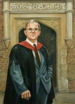 Norman Hoare (b.1950), OBE, Appointed Headmaster of St Gerorge's in 1988, Chairman of the State Boarding Schools Association (1992–1995), Chairman of the Boarding Schools Association (1998–1999), and Governor of Welbeck Defence Sixth Form College (2003)