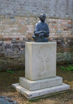 Lieutenant General Robert Stephenson Smyth Baden-Powell (1857–1941), 1st Baron Baden-Powell