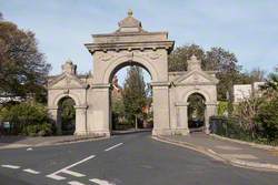 Queen's Park Gates (Egremont Gate)