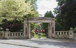 War Memorial Arch